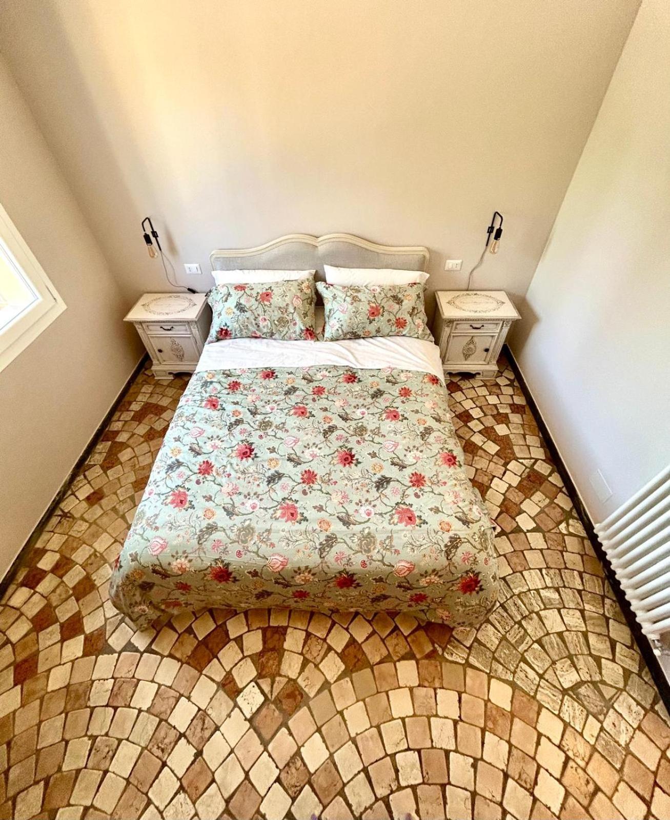 カルピ Al Civico 73 Bed & Breakfast エクステリア 写真